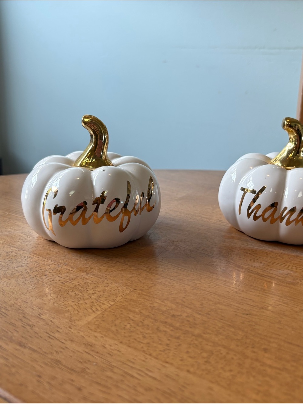 White Ceramic Pumpkin with Gold Stem and 'Grateful' Script